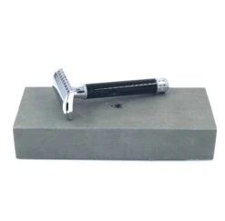 Muhle R101 Safety Razor Black Handle 10 Muhle R101 Safety Razor Black Handle -Razor Shop IMG 3447