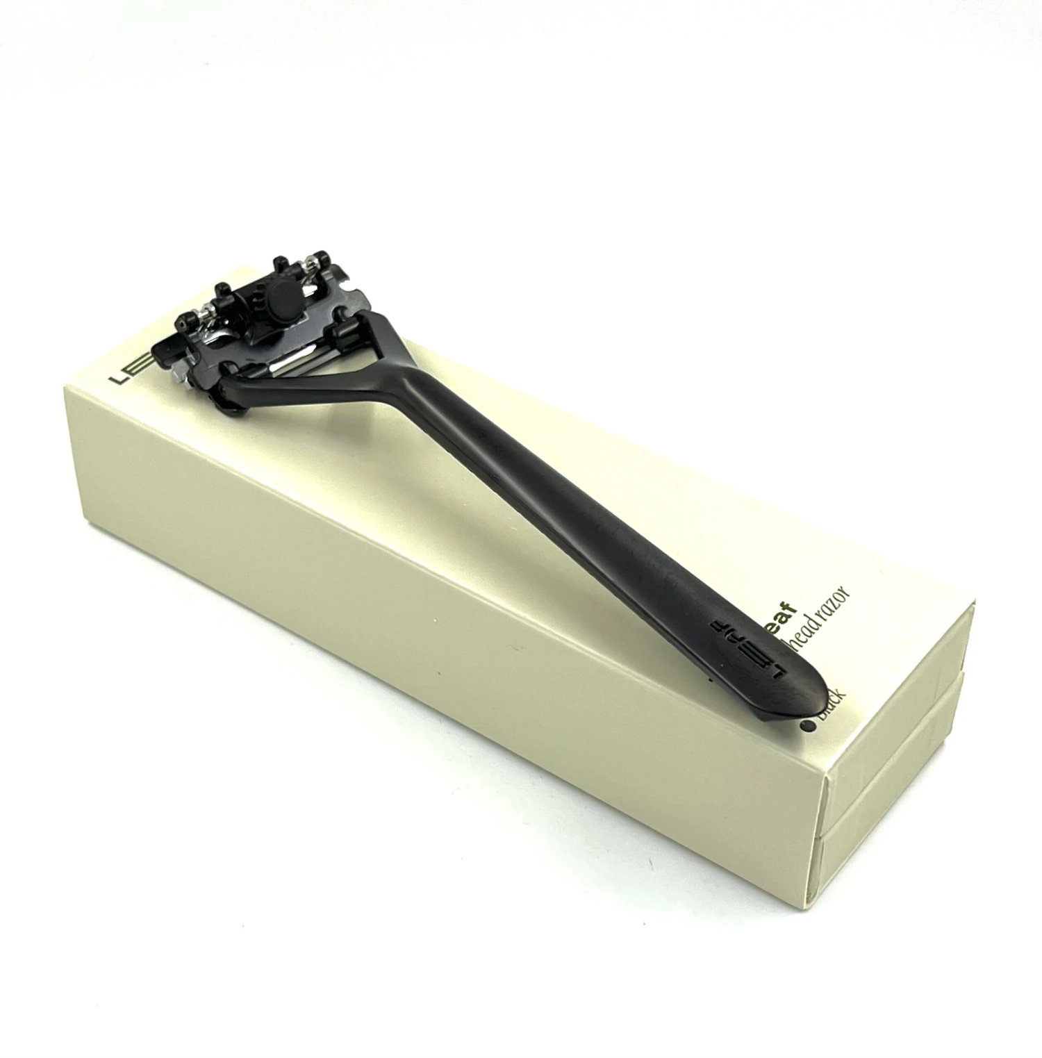 The Leaf Razor, Black 6 The Leaf Razor, Black - Image 4